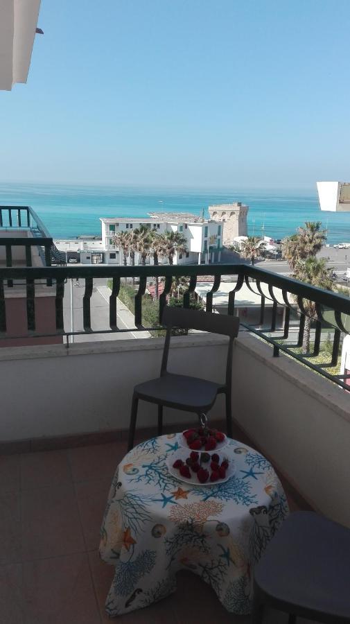 Le Terrazze Sul Mare Gallipoli Lido Екстериор снимка