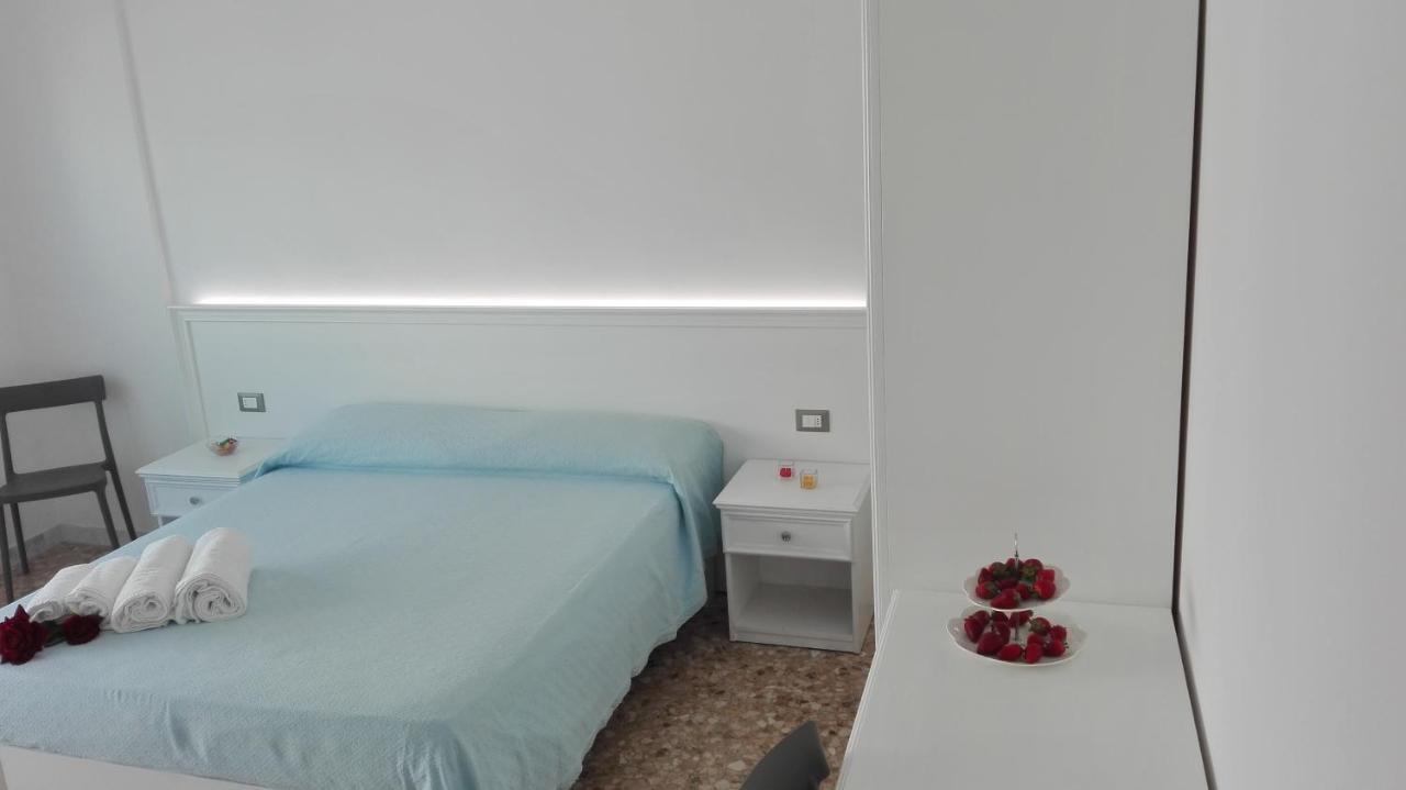 Le Terrazze Sul Mare Gallipoli Lido Екстериор снимка