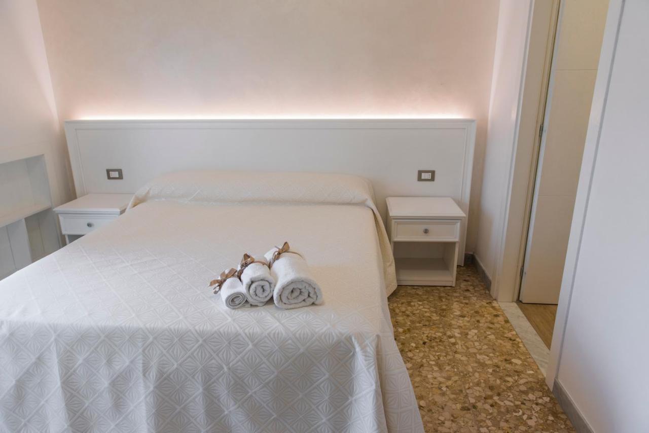 Le Terrazze Sul Mare Gallipoli Lido Екстериор снимка