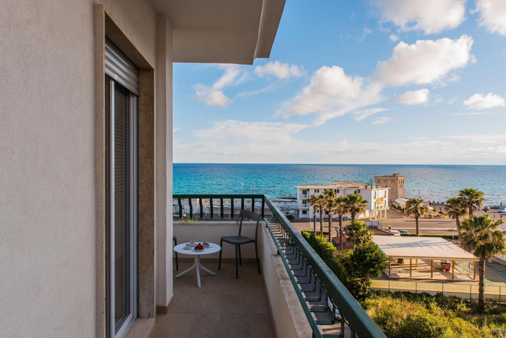 Le Terrazze Sul Mare Gallipoli Lido Екстериор снимка