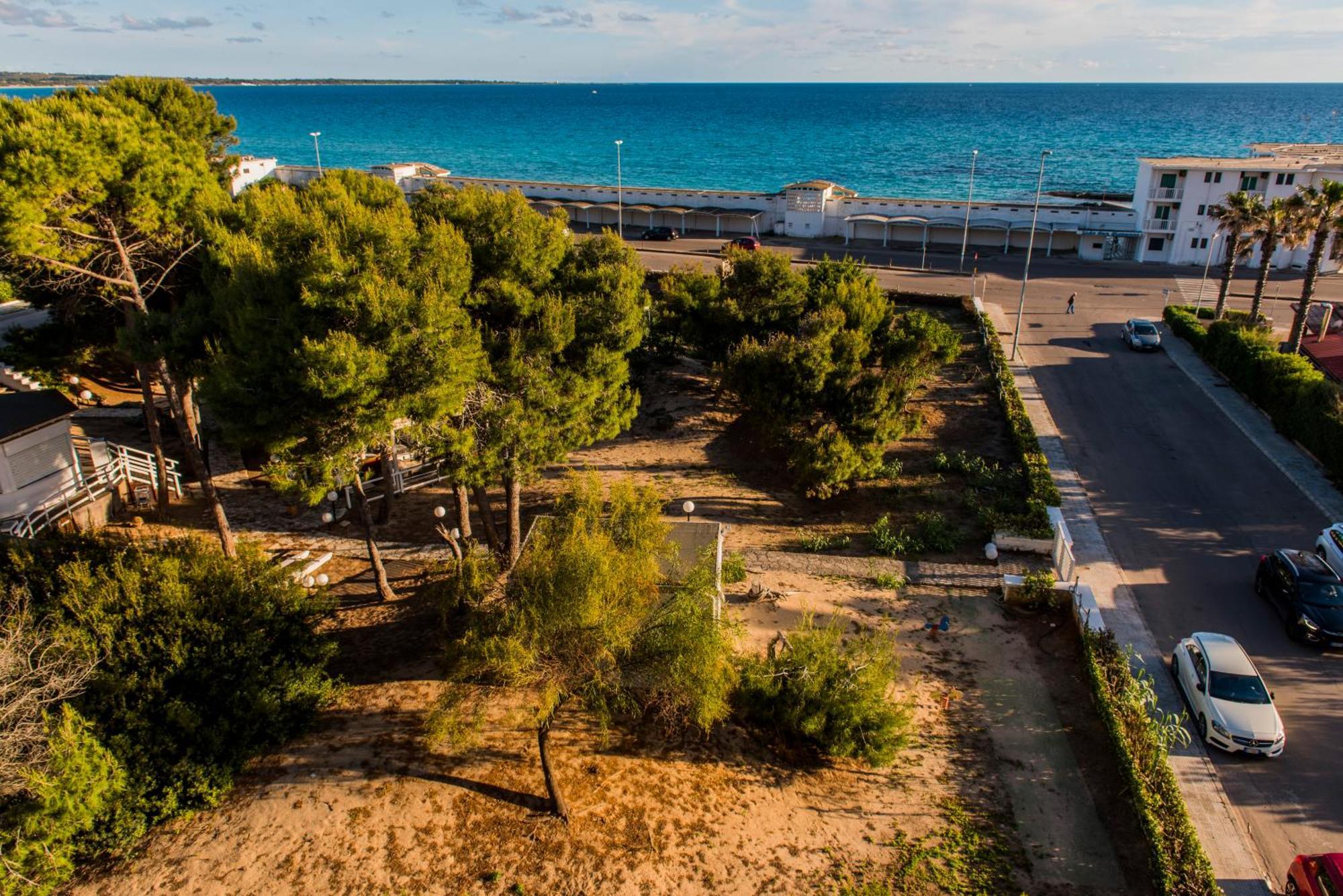 Le Terrazze Sul Mare Gallipoli Lido Екстериор снимка